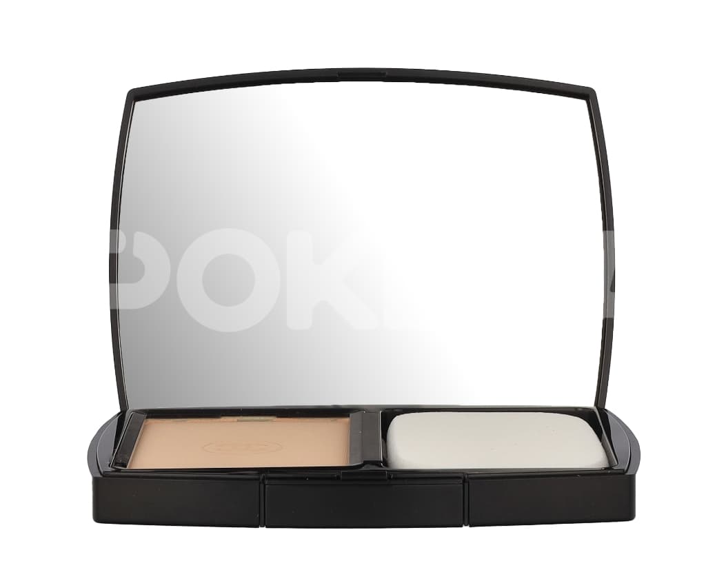 Chanel Ultra Le Teint Flawless Finish Compact Foundation 13g - B10 2