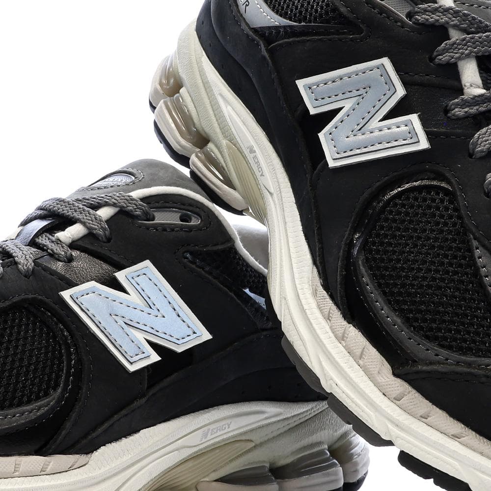 New Balance 2002 Baskets Noir Homme 7