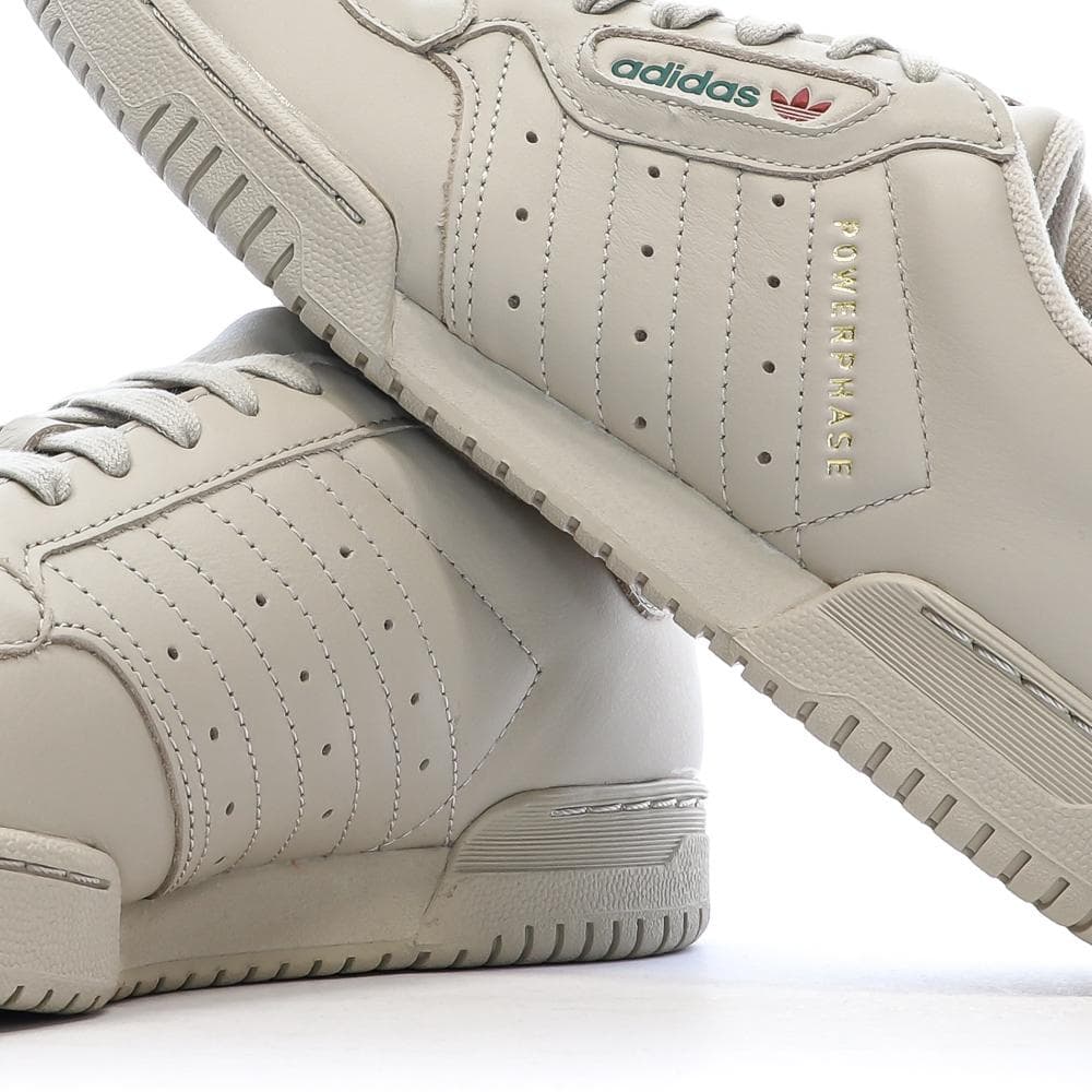 Baskets Blanches Homme Adidas Powerphase 7