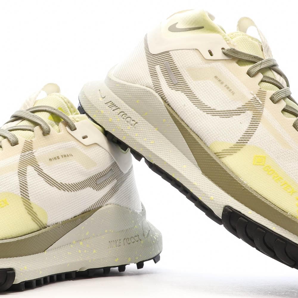 Chaussures de trail Blanche/Jaune Femme Nike React Pegasus 7