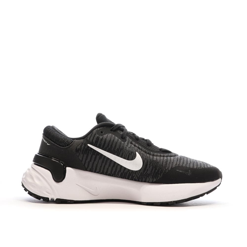 Chaussures de running Noire Femme Nike Renew 2