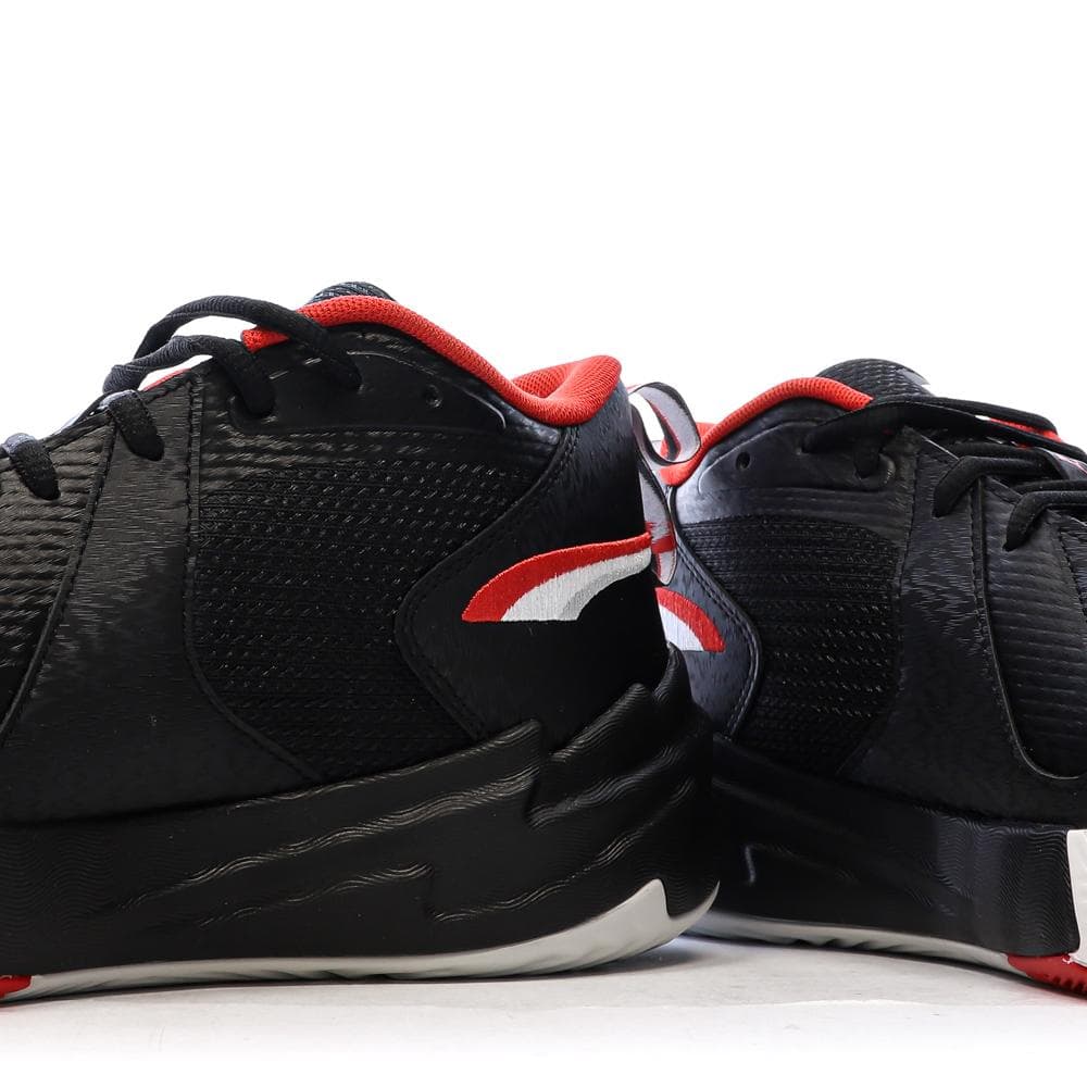 Chaussures de Basketball Noir/Rouge Homme Puma Scoot Zeros City 7