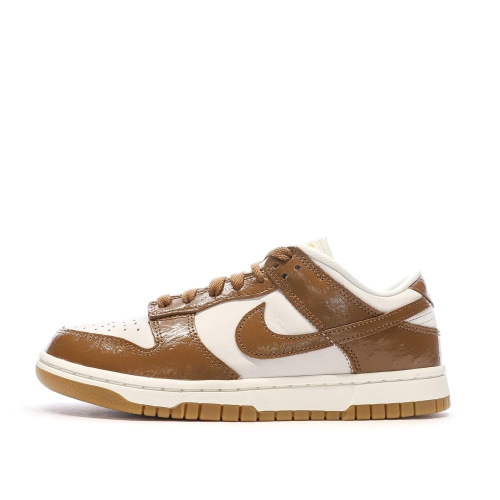Baskets Blanches/Marrons Femme Nike Dunk Low 1