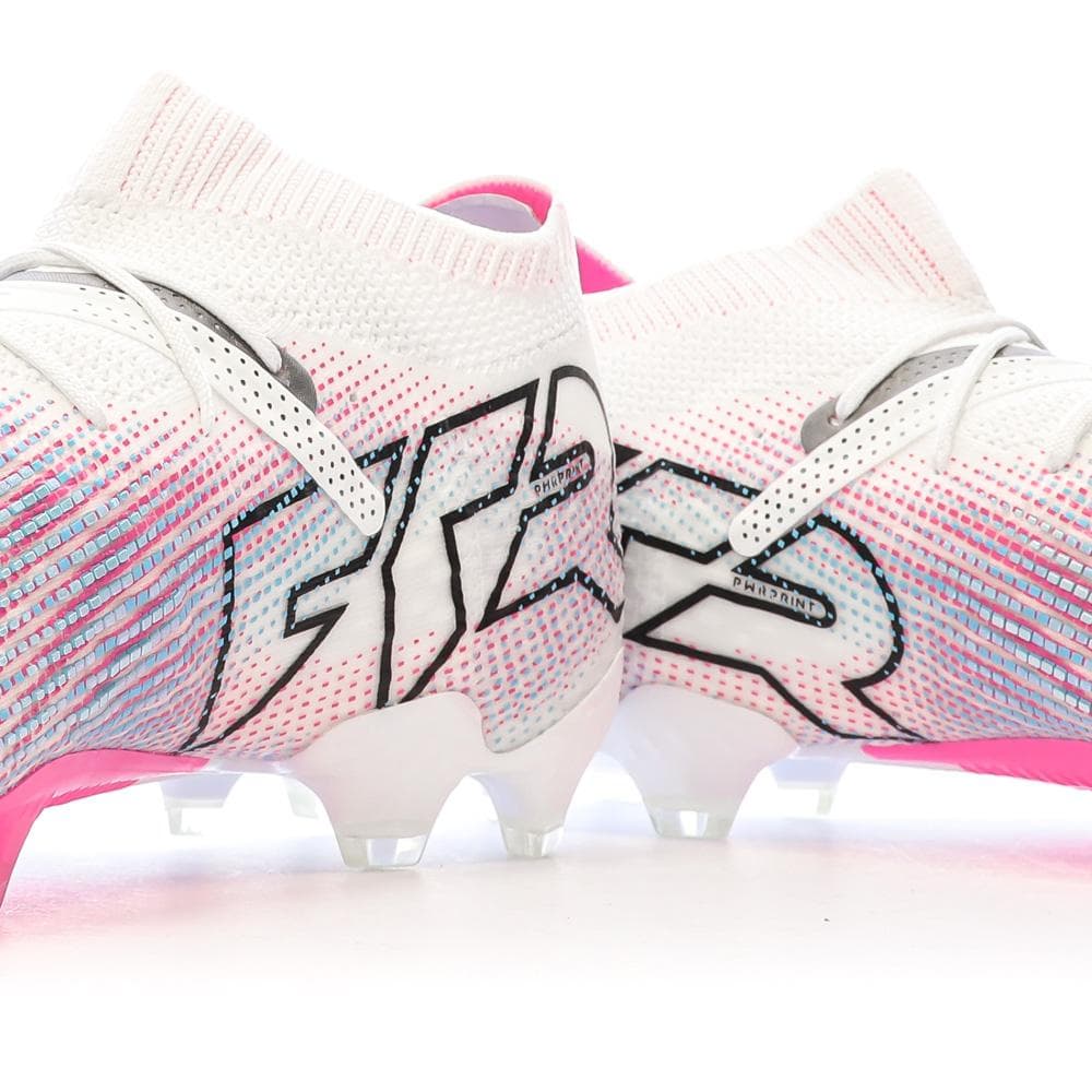 Chaussures de foot Blanches/Roses Homme Puma Future 7 Ultimate 7