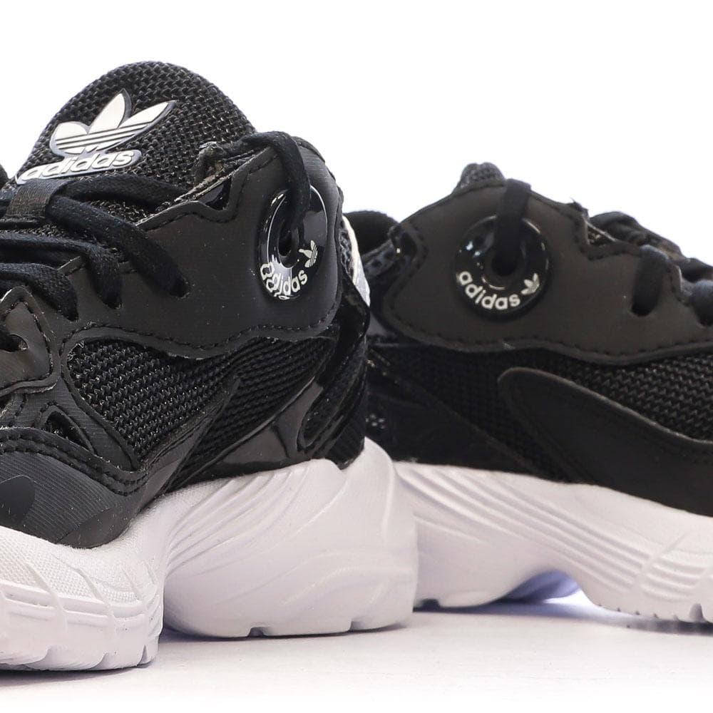 Baskets Noires/Blanches Garçon Adidas Astir 7