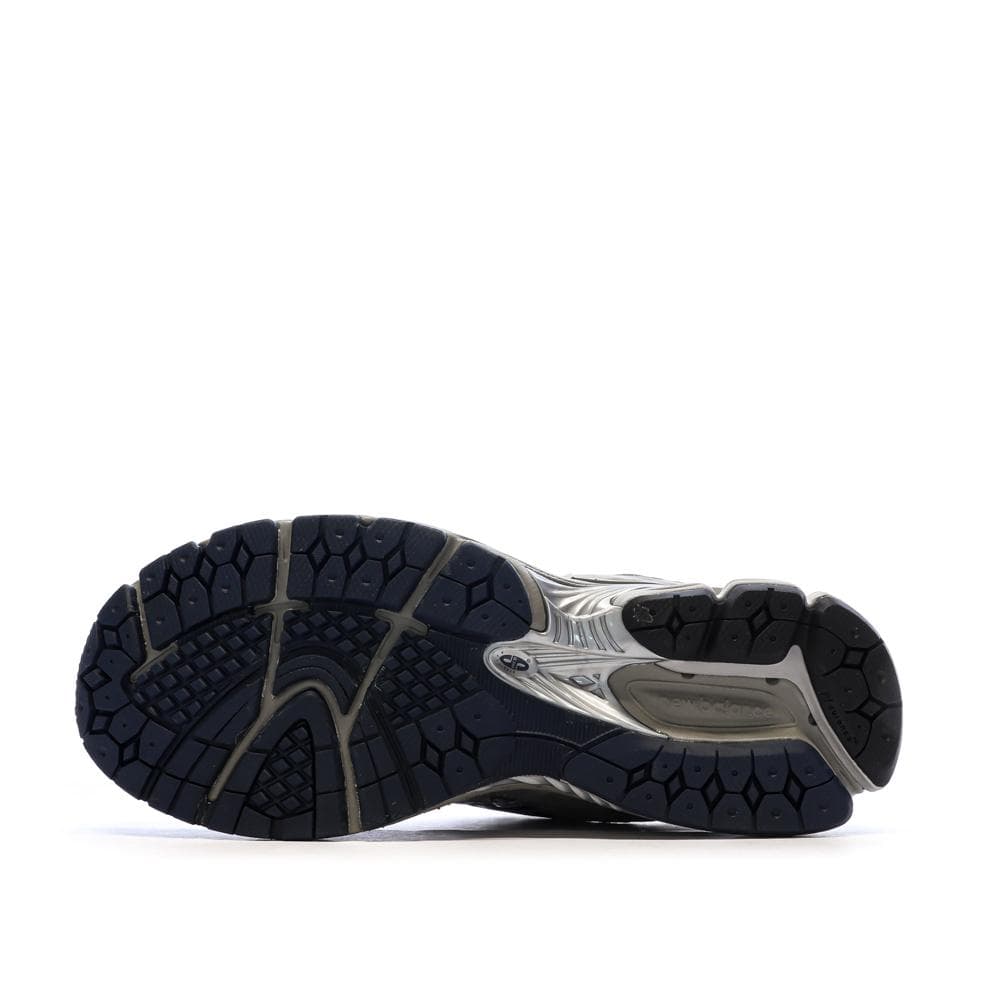 New Balance 2002 Baskets Grise Homme 5